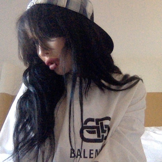 zommmbri instagram image archive image