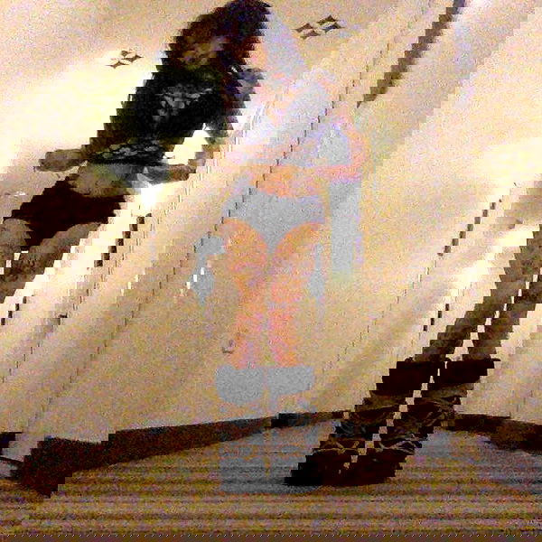 zommmbri image ~ Altpins