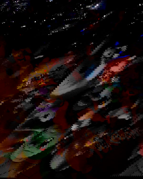 zommmbri image ~ Altpins