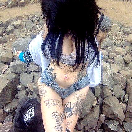 zommmbri image ~ Altpins