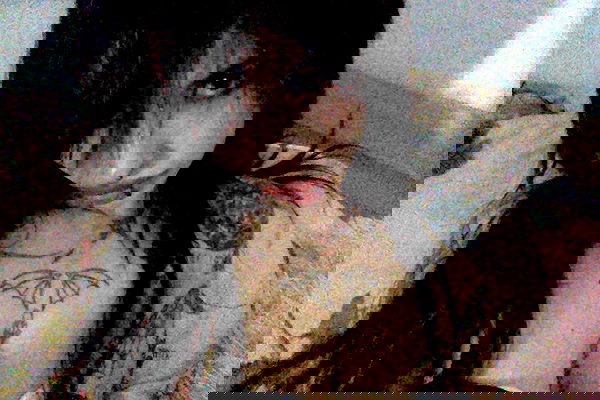 zommmbri image ~ Altpins