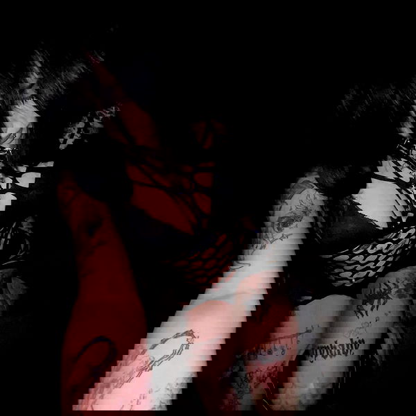 zommmbri image ~ Altpins