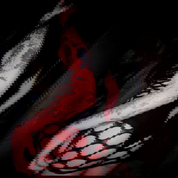 zommmbri image ~ Altpins