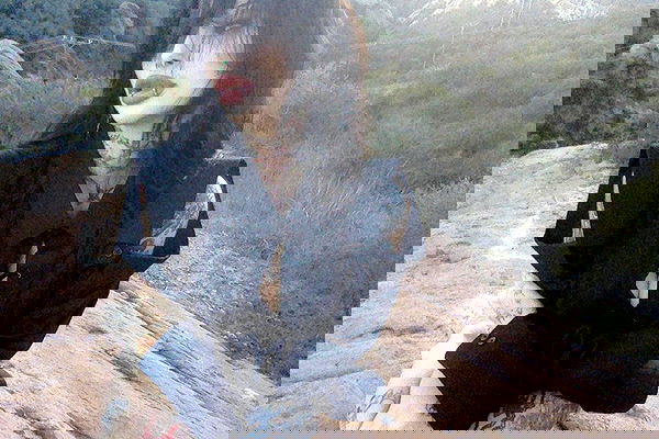 zommmbri image ~ Altpins