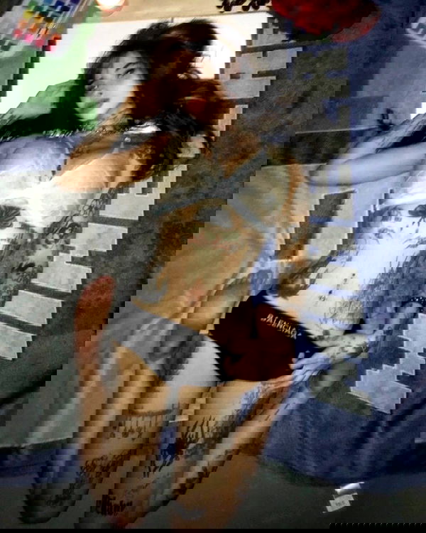 zommmbri image ~ Altpins