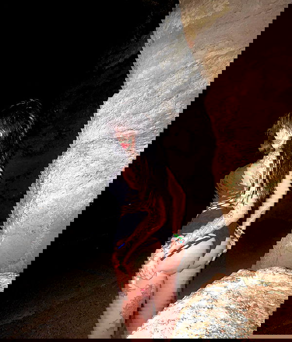 zommmbri image ~ Altpins