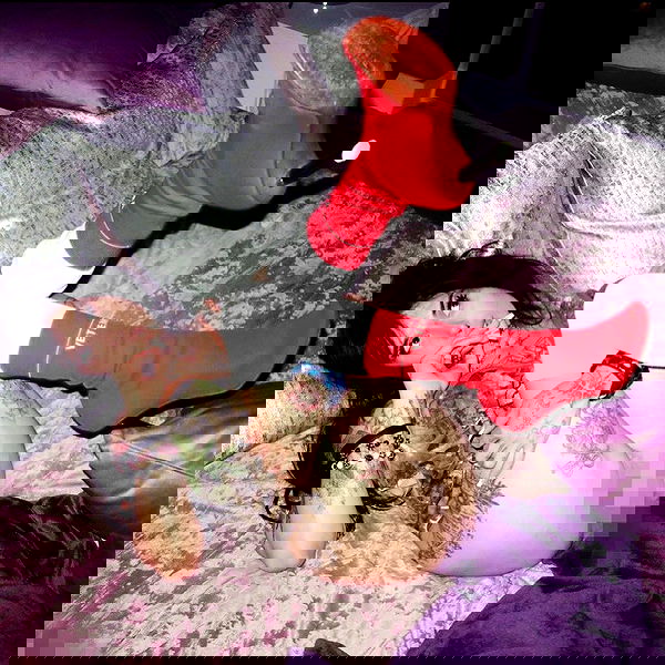 zommmbri image ~ Altpins