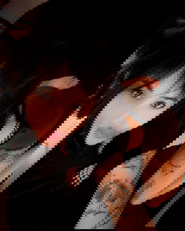 zommmbri image ~ Altpins