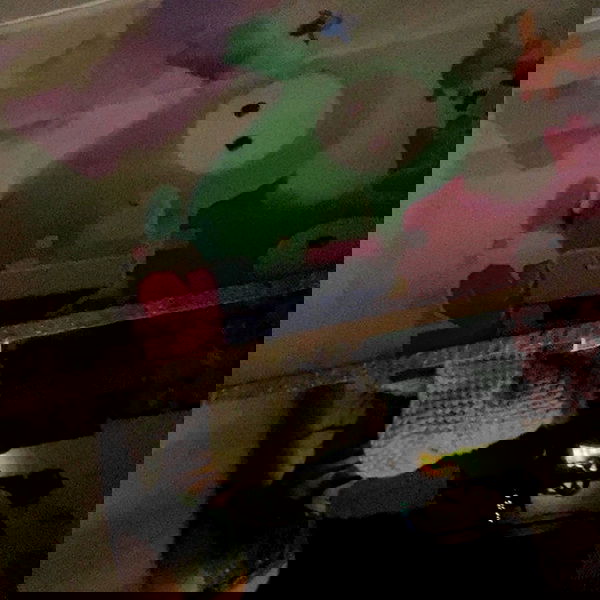 zommmbri image ~ Altpins