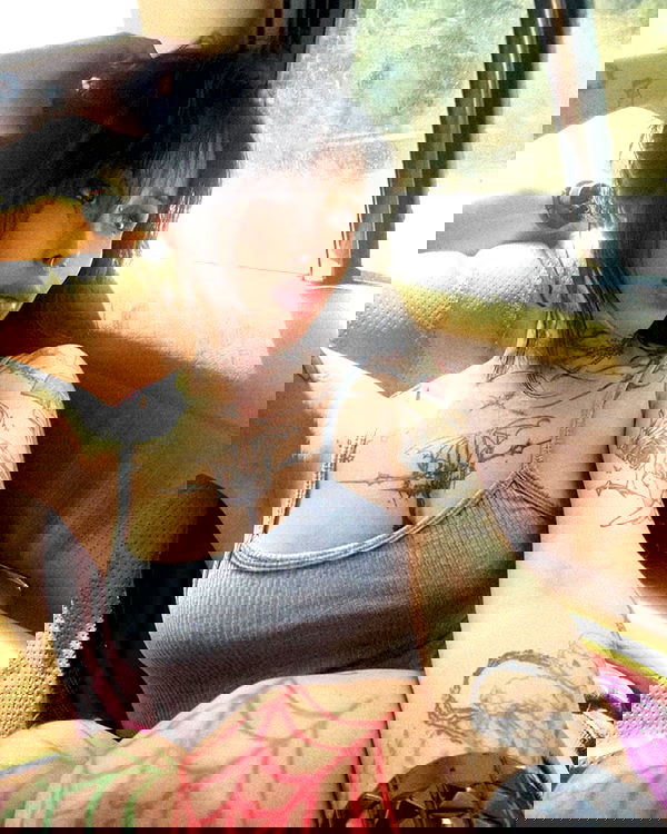 zommmbri image ~ Altpins