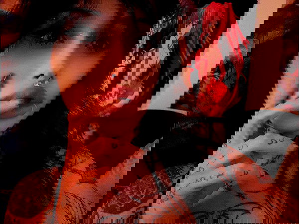 zommmbri image ~ Altpins