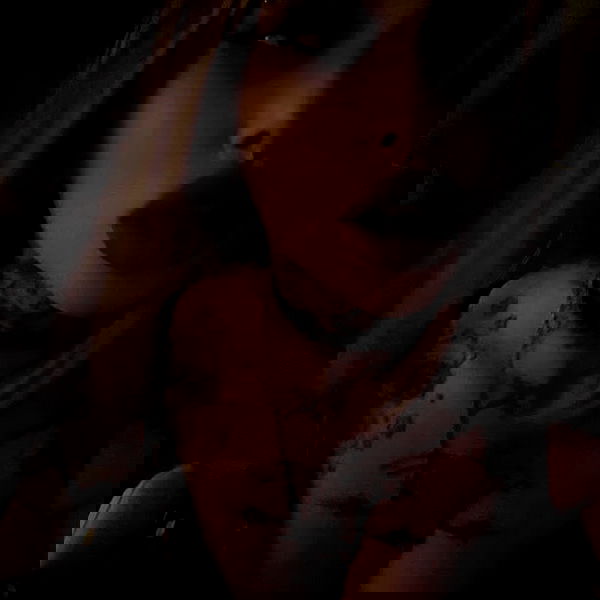 zommmbri image ~ Altpins