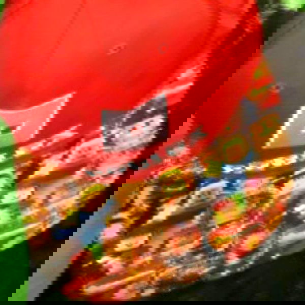 zommmbri image ~ Altpins