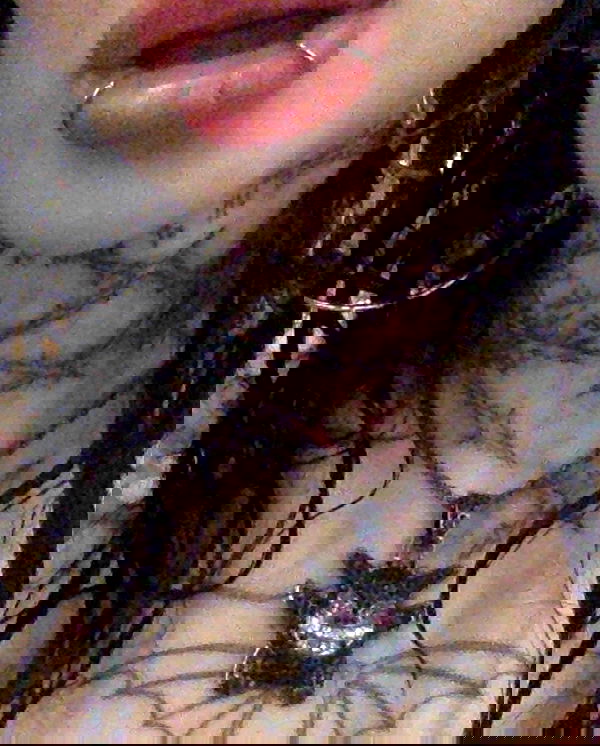 zommmbri image ~ Altpins