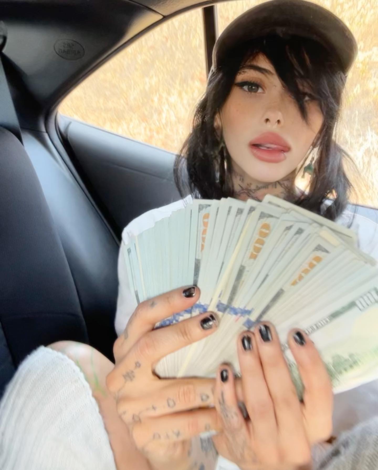 zommmbri instagram image archive image