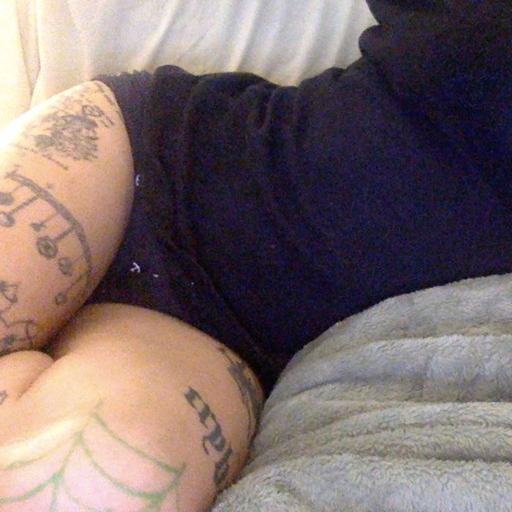 zommmbri instagram image archive image