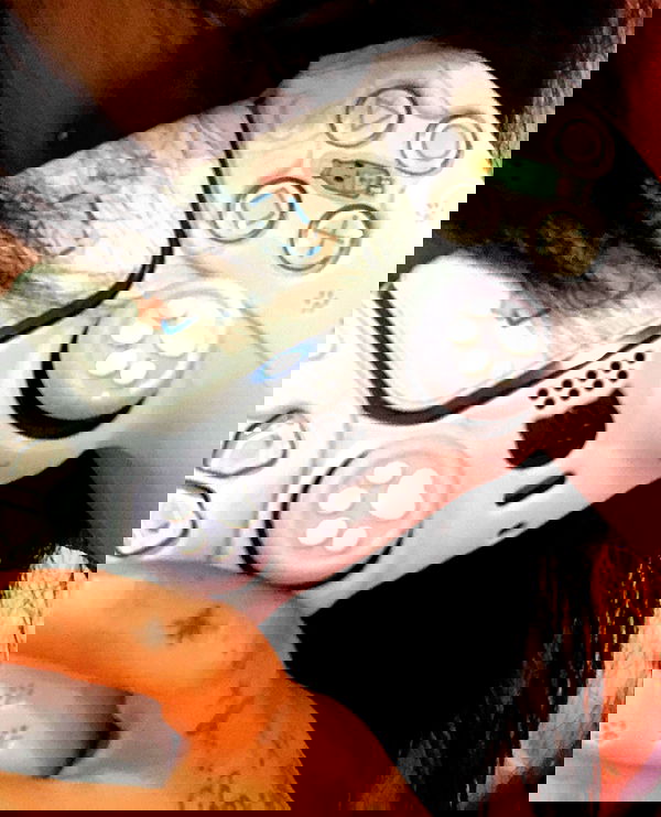 zommmbri image ~ Altpins