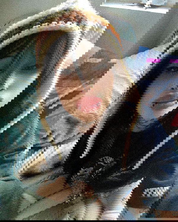 zommmbri image ~ Altpins