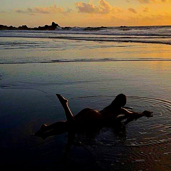 _cla._8 instagram image archive image