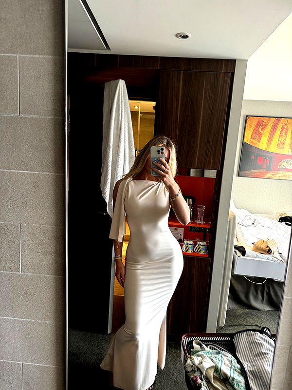 abbyy.irl image ~ Altpins