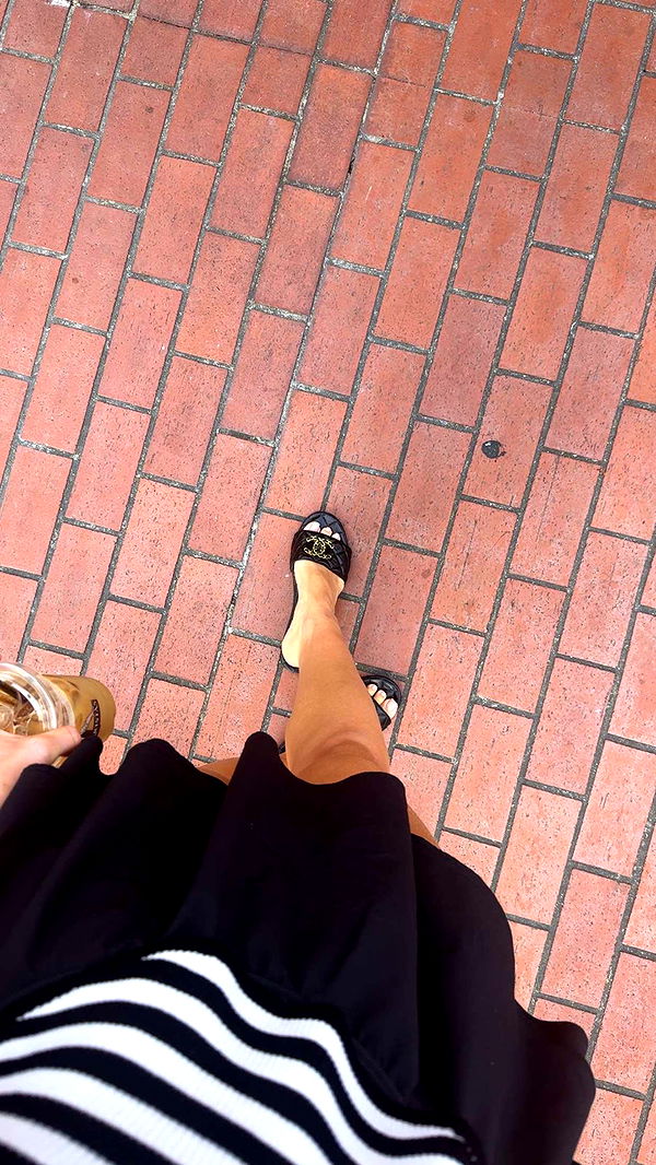 abbyy.irl image ~ Altpins