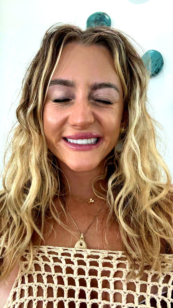 abbyy.irl image ~ Altpins