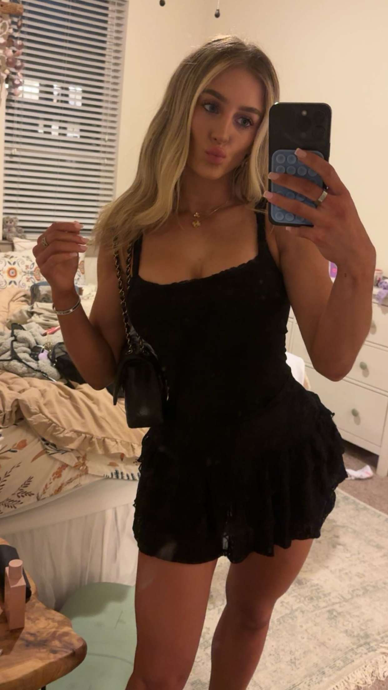 abbyy.irl snapchat image archive image