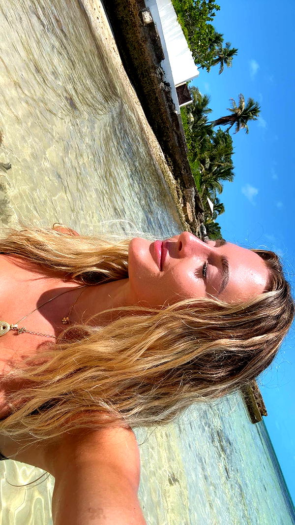 abbyy.irl image ~ Altpins