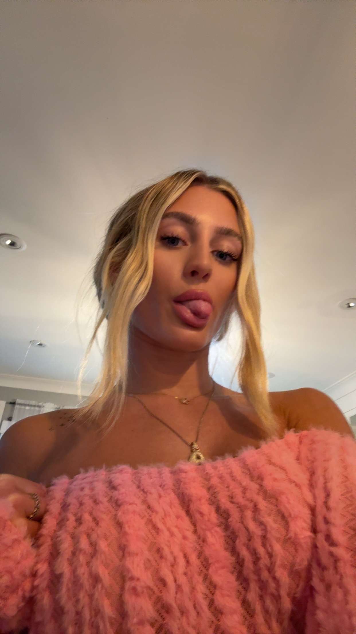 abbyy.irl snapchat image archive image