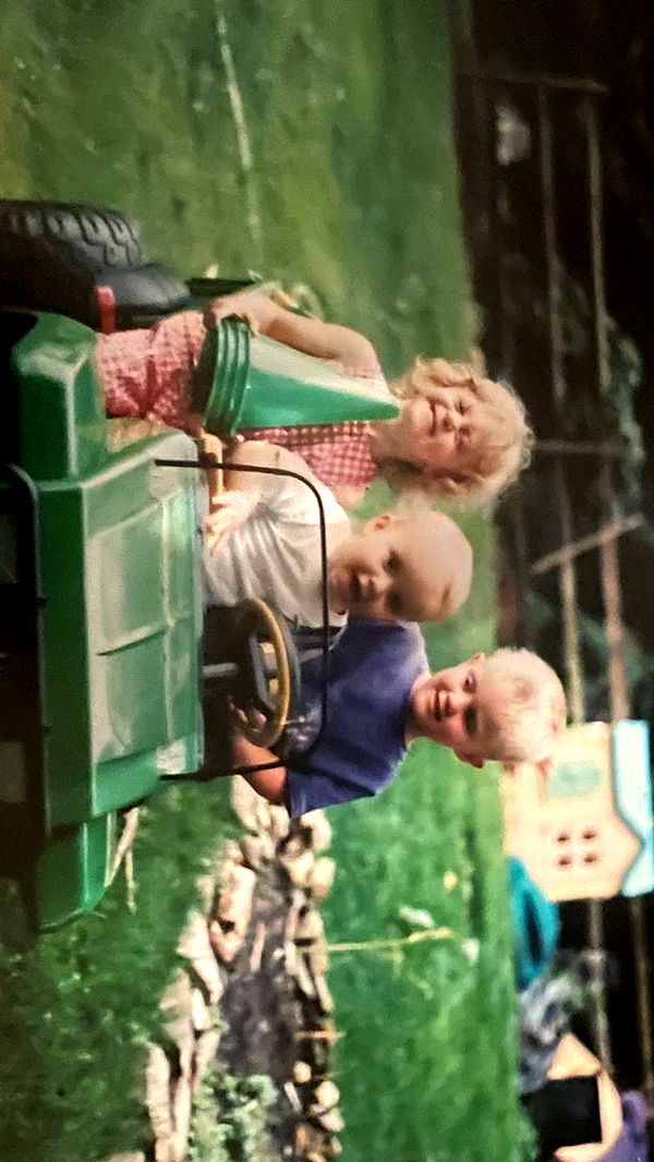 abbyy.irl image ~ Altpins