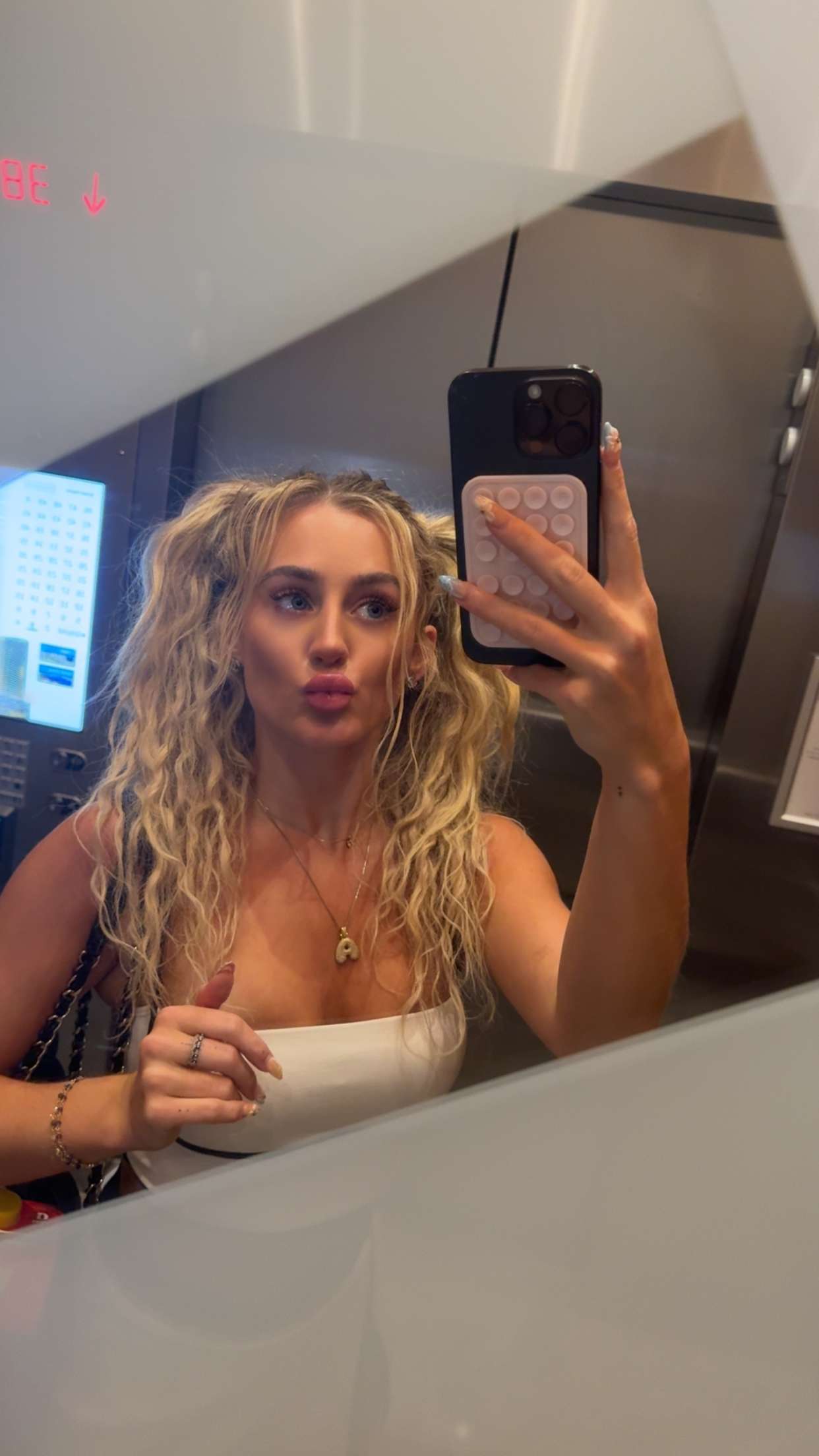 abbyy.irl snapchat image archive image