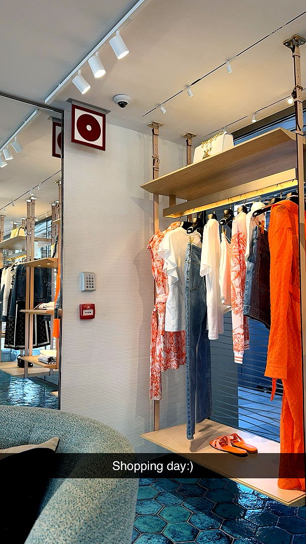 abbyy.irl image ~ Altpins