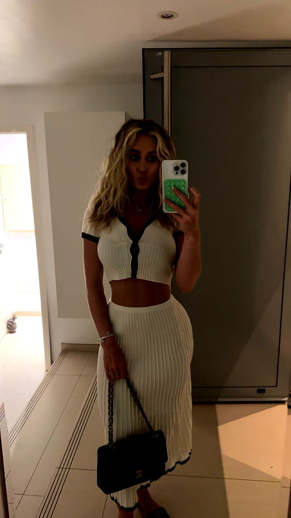 abbyy.irl image ~ Altpins