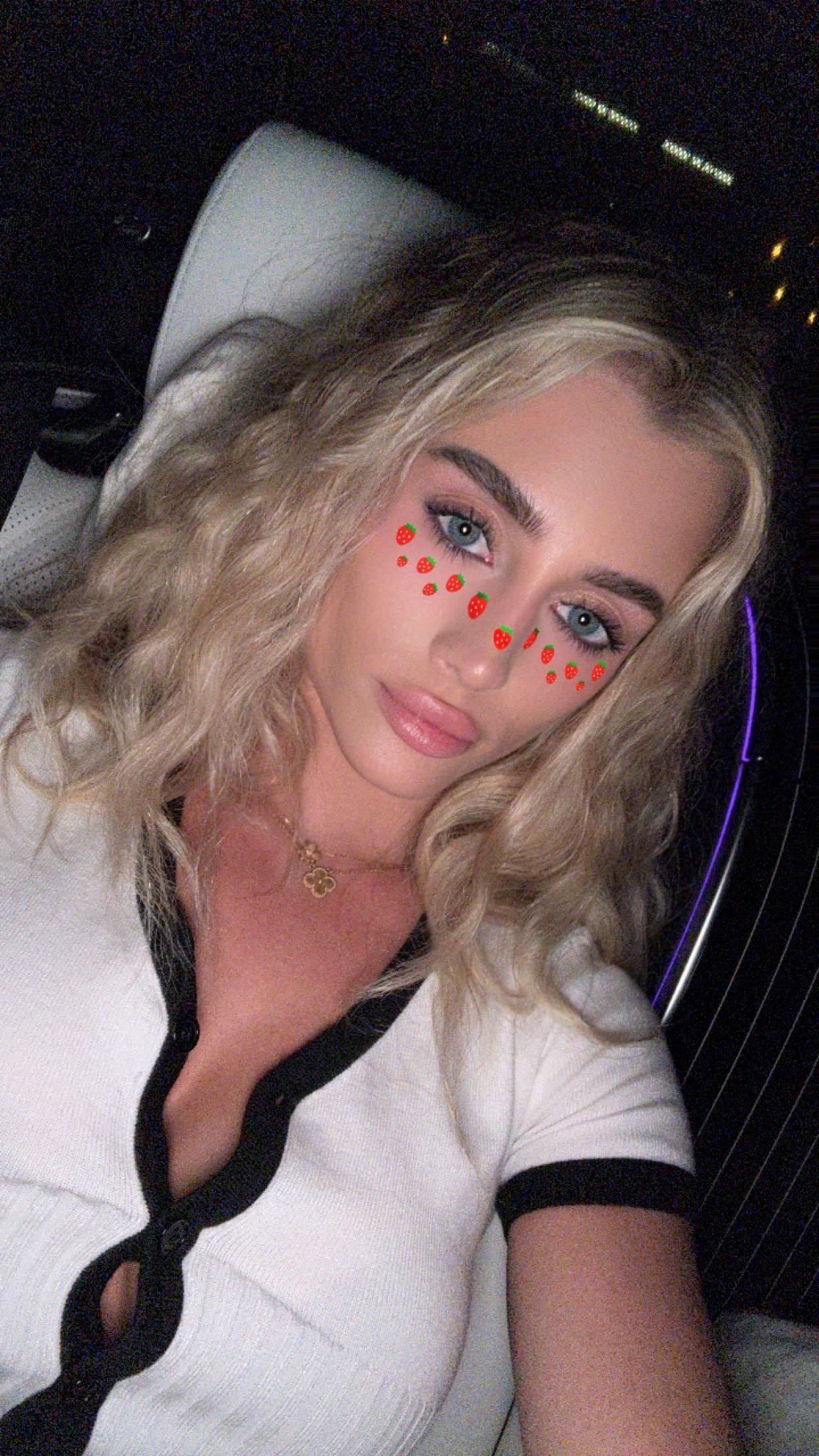 abbyy.irl snapchat image archive image