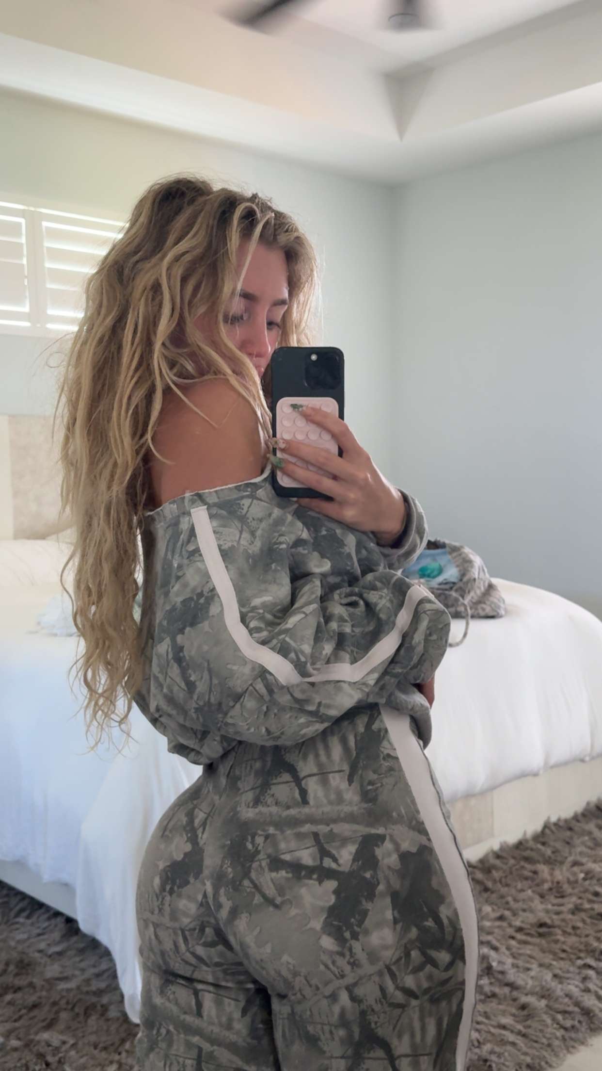 abbyy.irl snapchat image archive image