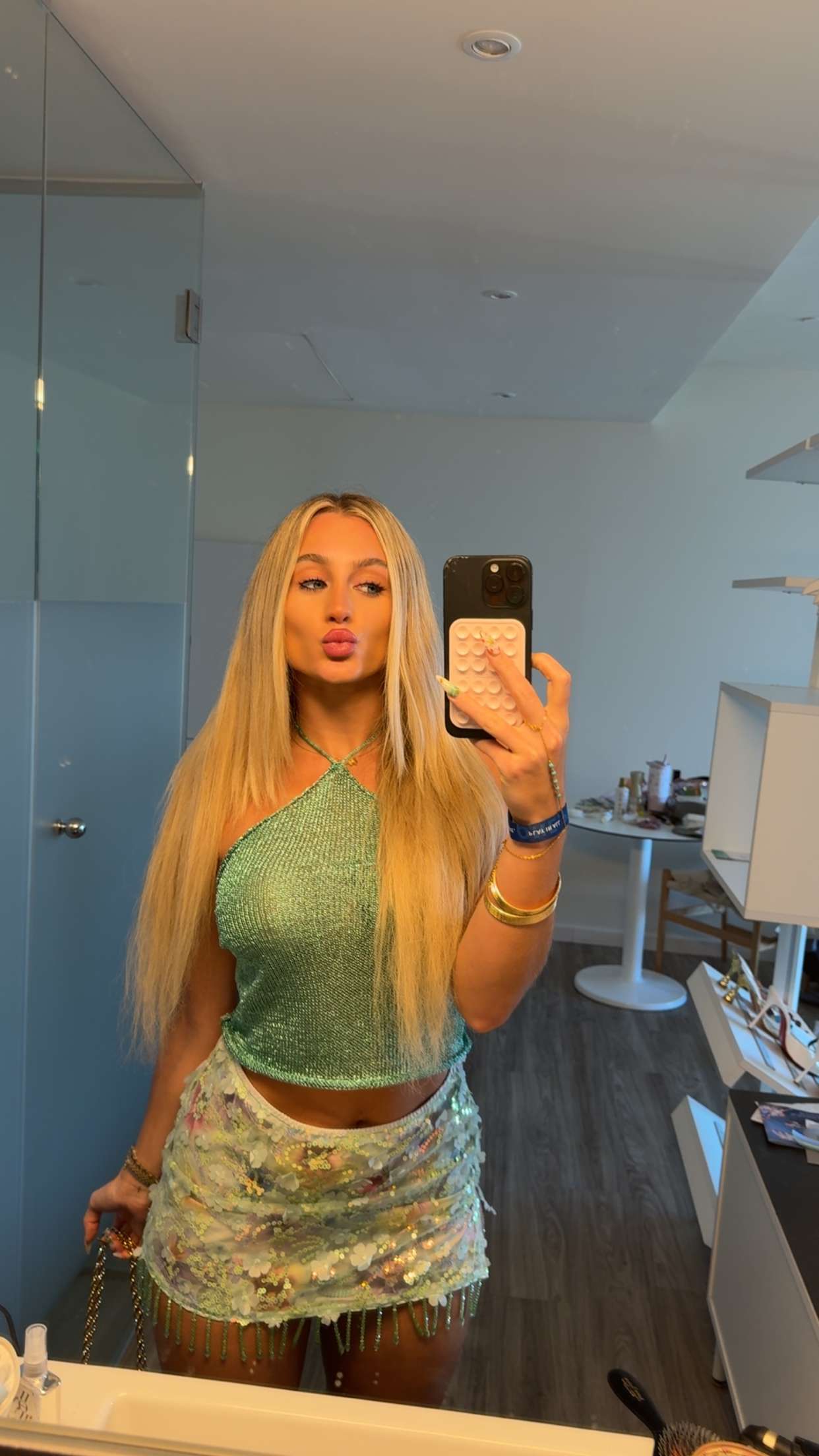 abbyy.irl snapchat image archive image