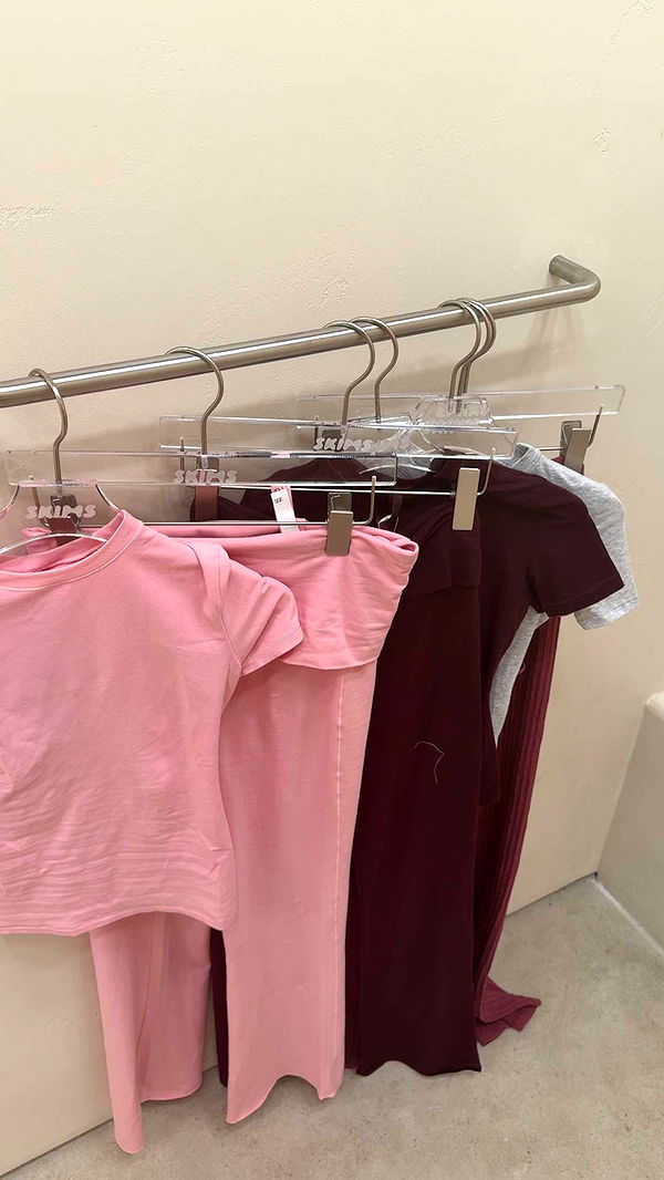 abbyy.irl image ~ Altpins