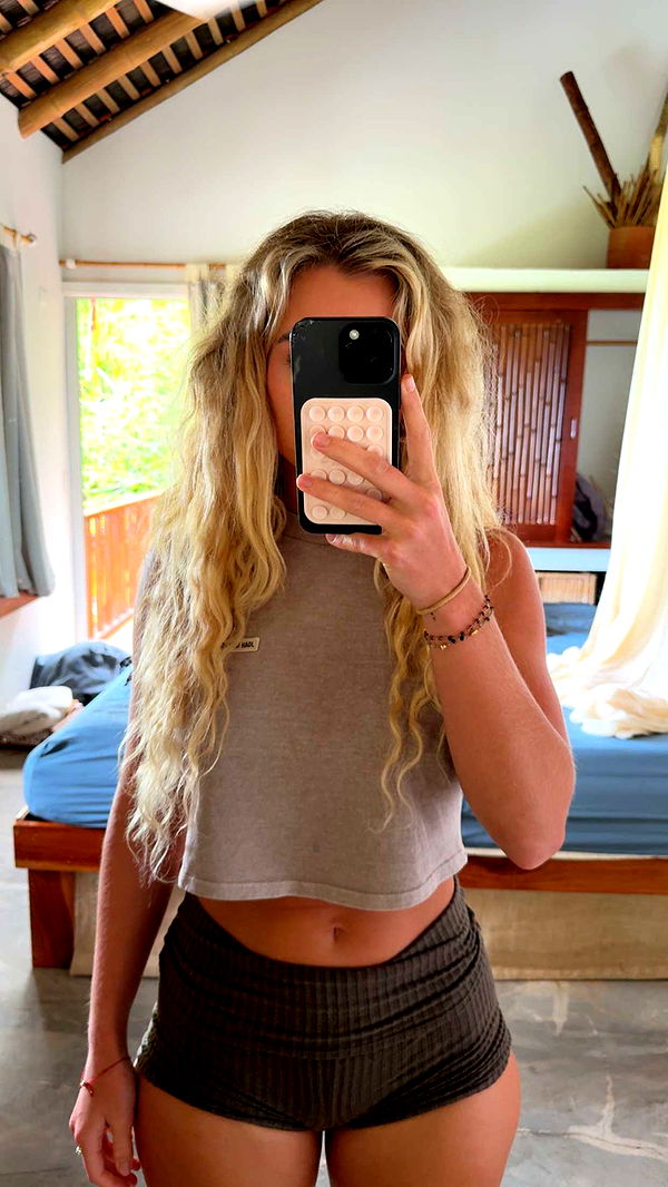 abbyy.irl image ~ Altpins