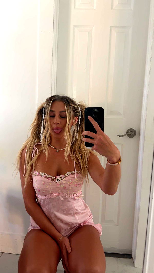 abbyy.irl image ~ Altpins