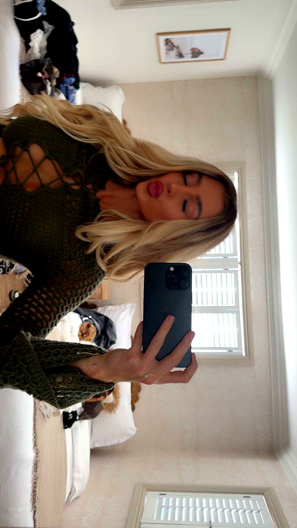 abbyy.irl image ~ Altpins