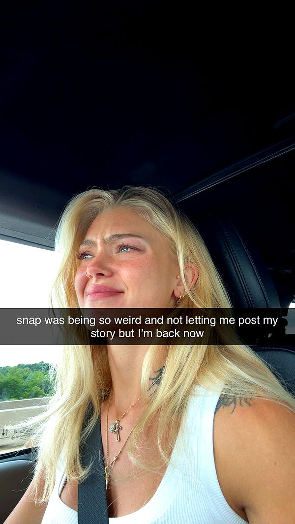 abigailwhhitee image ~ Altpins