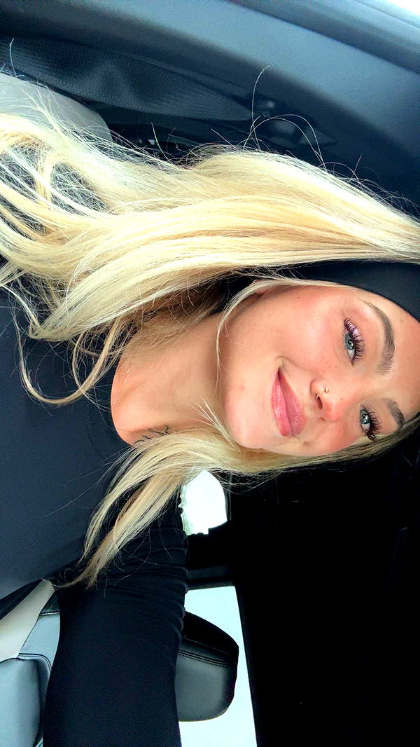 abigailwhhitee image ~ Altpins