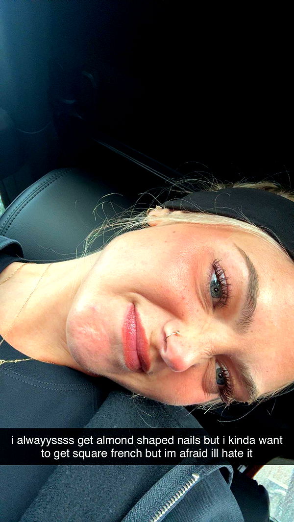 abigailwhhitee image ~ Altpins