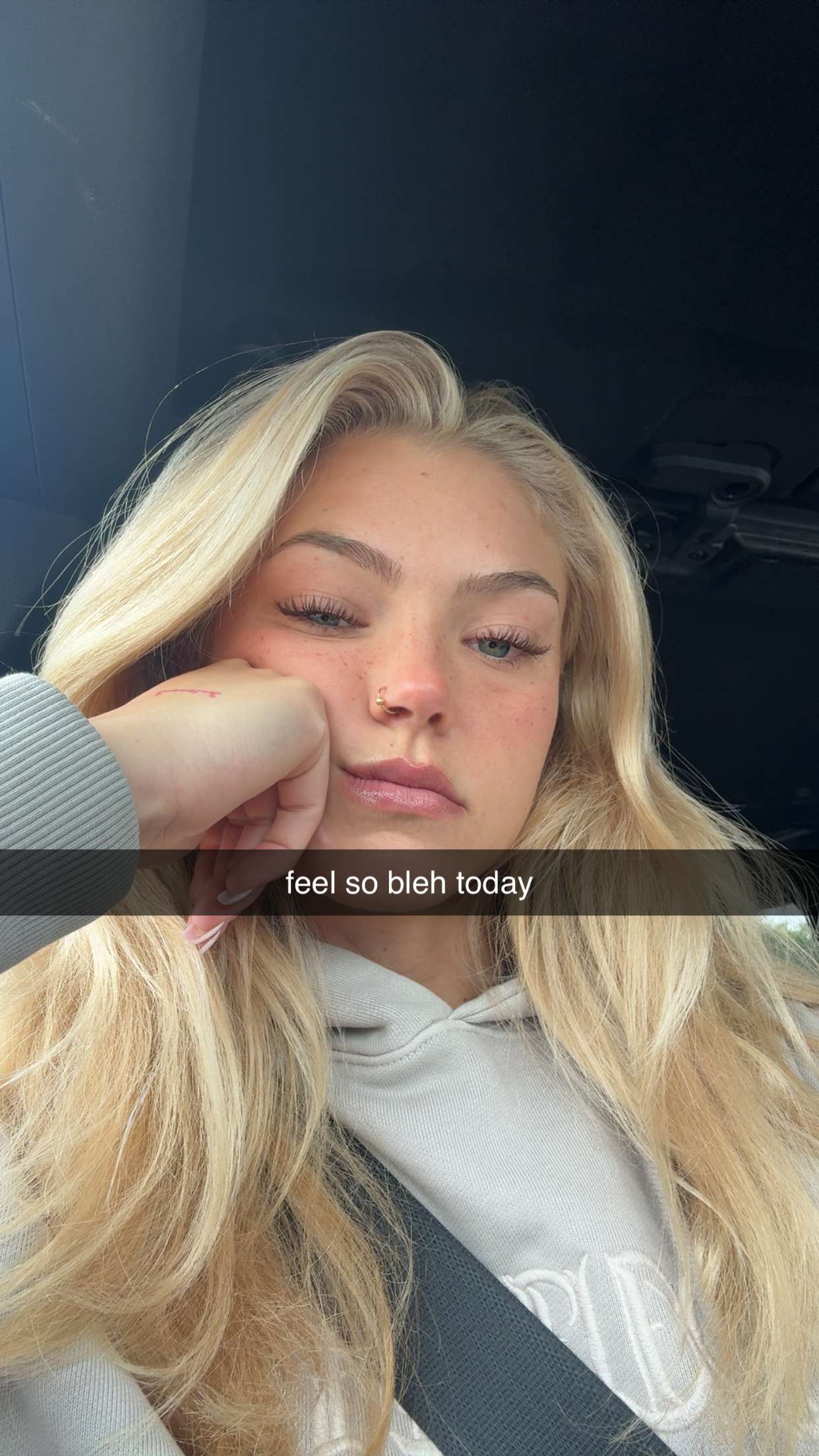 abigailwhhitee snapchat image archive image