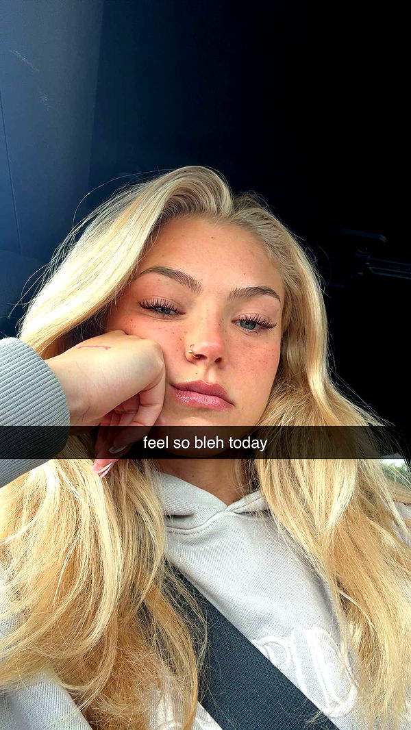 abigailwhhitee image ~ Altpins