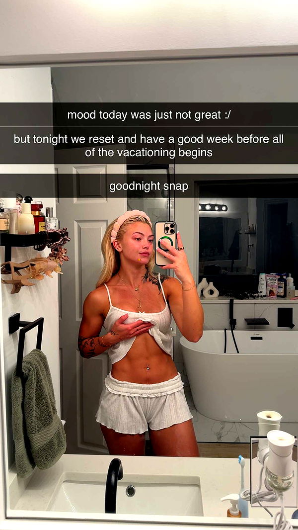 abigailwhhitee image ~ Altpins