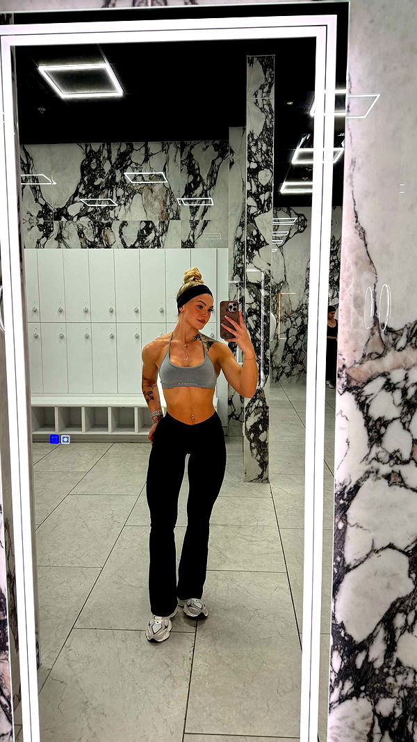 abigailwhhitee image ~ Altpins