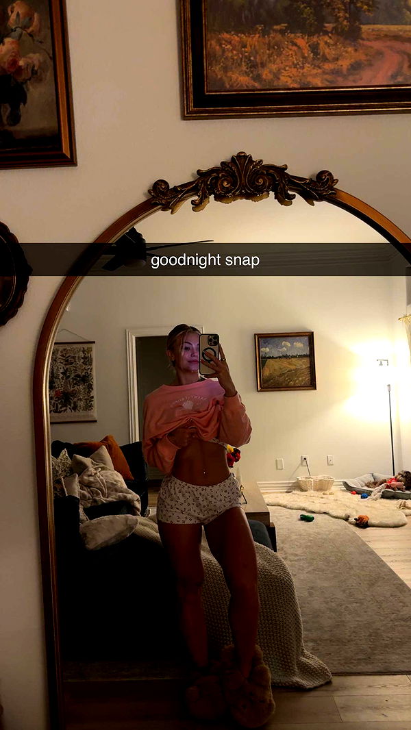 abigailwhhitee image ~ Altpins