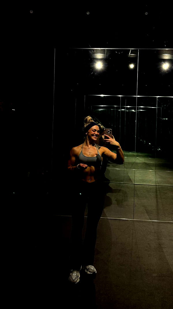 abigailwhhitee image ~ Altpins