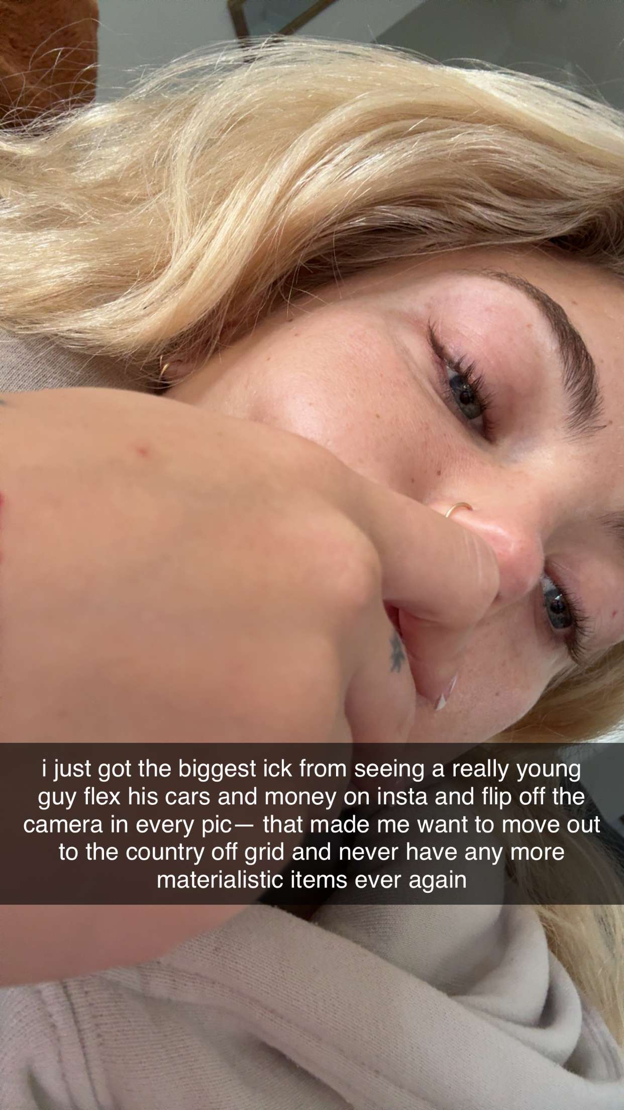 abigailwhhitee snapchat image archive image